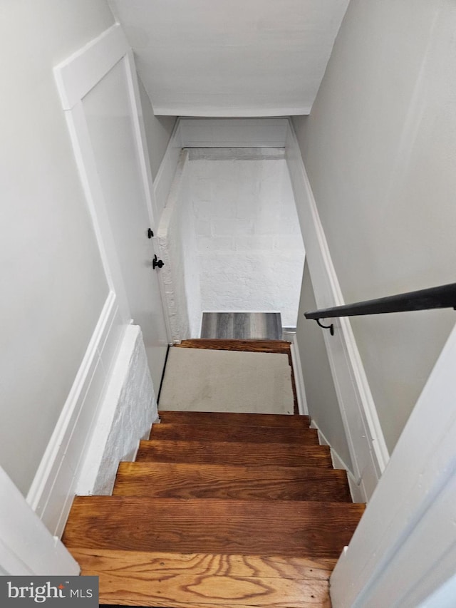 2900 Westfield Ave, Baltimore, MD 21214 - view of staircase