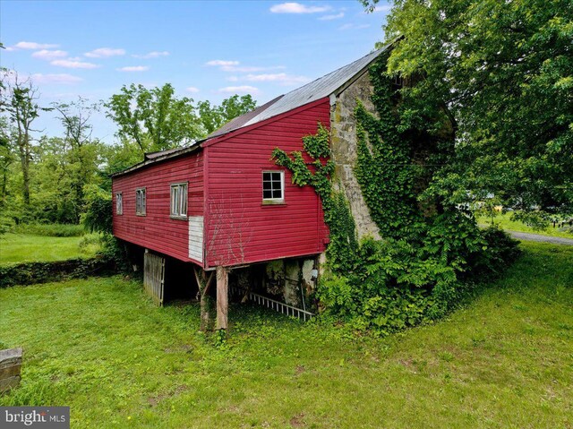 3854-3856 Schuylkill Rd, Spring City, PA 19475 - view of side of property featuring a lawn