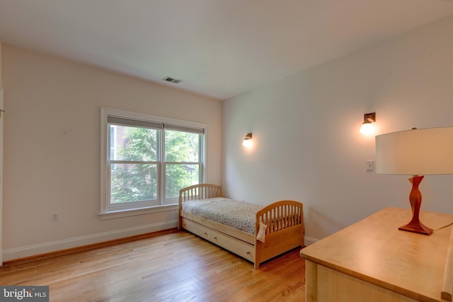 1829 47th Pl NW, Washington, DC 20007 - bedroom featuring light wood-type flooring and baseboards