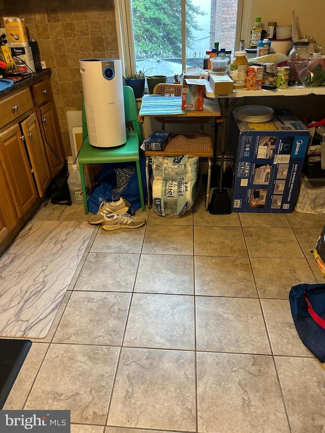 1220 Pine St, Philadelphia, PA 19107 - interior space