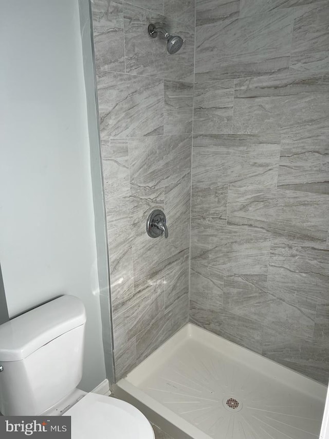 3637 N 19th St, Philadelphia, PA 19140 - bathroom featuring toilet and a shower stall