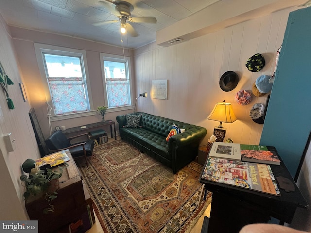 713 E 23rd St, Baltimore, MD 21218 - living area with ceiling fan