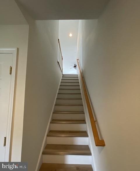 302 Lisa, Cinnaminson, NJ 08077 - stairs featuring recessed lighting