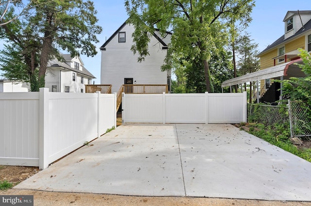 3708 Fairview Ave, Baltimore, MD 21216 - view of patio