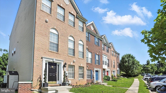 28 Buttonwood Ct, Baltimore, MD 21237 - view of building exterior featuring a residential view