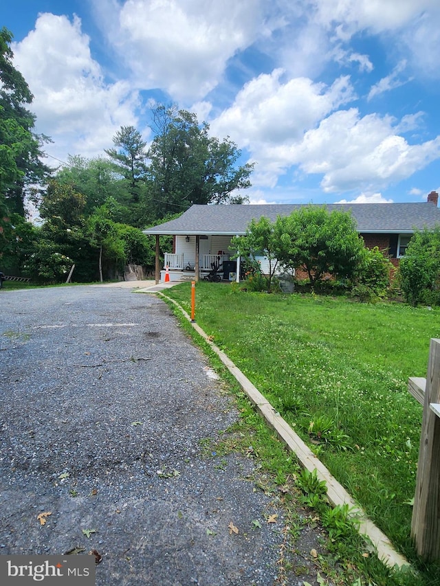 5503 Lanham Station Rd, Lanham, MD 20706 - view of front of home featuring a porch and a front yard