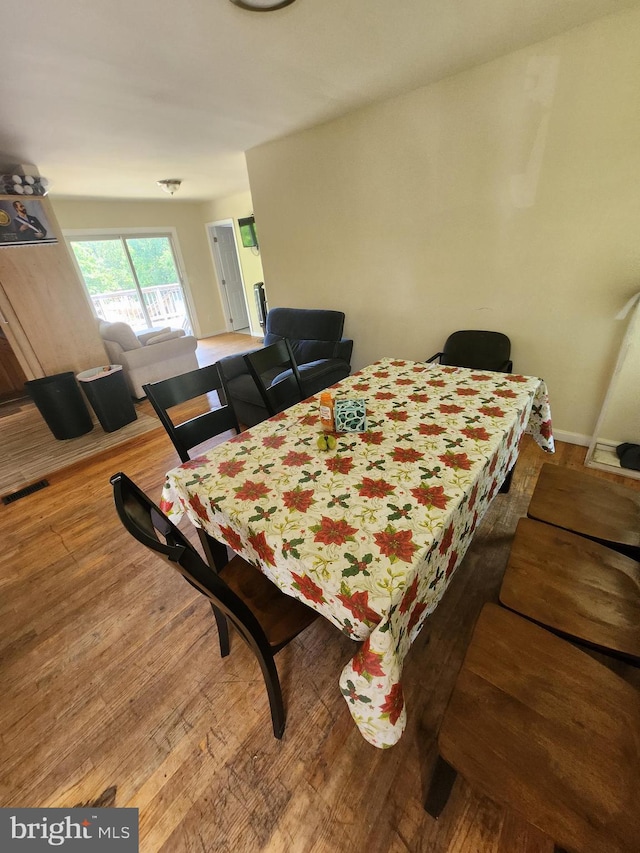 5503 Lanham Station Rd, Lanham, MD 20706 - dining area with wood finished floors