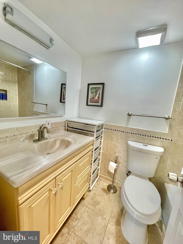 12207 Academy Way Unit 149 7, Rockville, MD 20852 - full bath featuring tile patterned floors, vanity, tile walls, and a shower