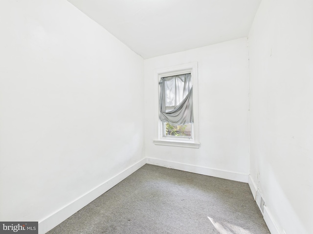 5219 Beaumont Ave, Philadelphia, PA 19143 - carpeted spare room with baseboards