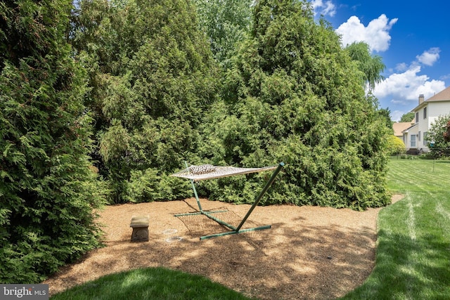 62 Brooks Rd, Moorestown, NJ 08057 - view of grassy yard