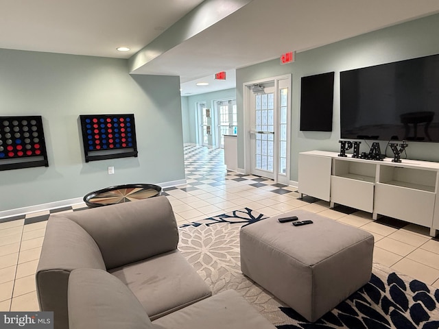 4163 S Four Mile Run Dr Unit 401, Arlington, VA 22204 - building lobby featuring recessed lighting