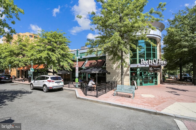 4163 S Four Mile Run Dr Unit 401, Arlington, VA 22204 - view of property
