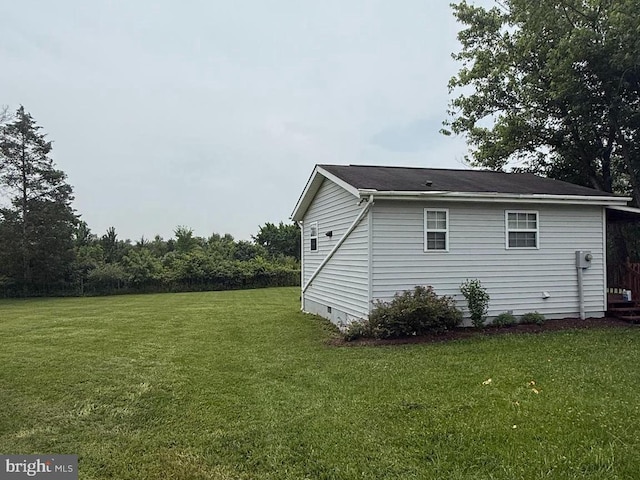 434 Anderson Rd, Martinsburg, WV 25404 - view of home's exterior featuring a yard and crawl space