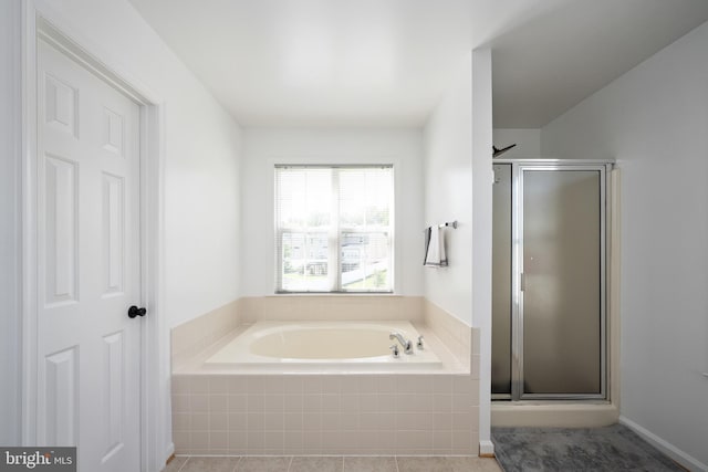 17 Saint Claires Ct, Stafford, VA 22556 - bathroom with a garden tub and a stall shower