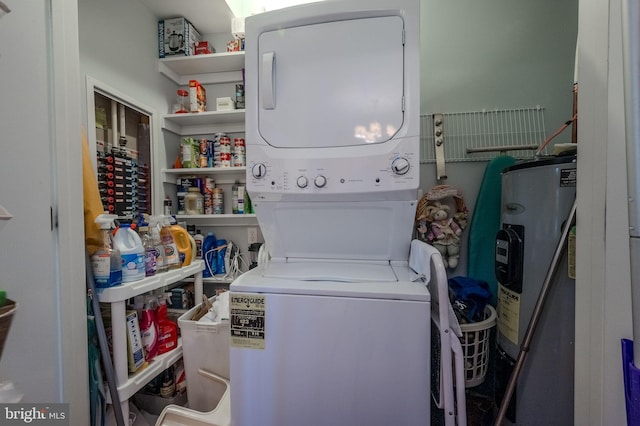1000 Fountanview Cir, Newark, DE 19713 - laundry area featuring electric water heater and estacked washer and dryer