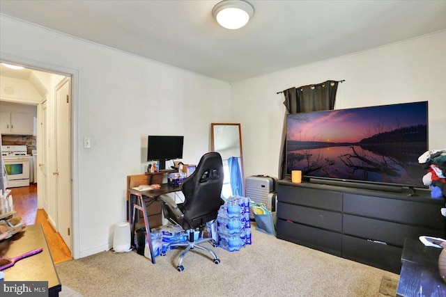 30 N Dwight St, Reading, PA 19609 - office featuring carpet flooring and crown molding