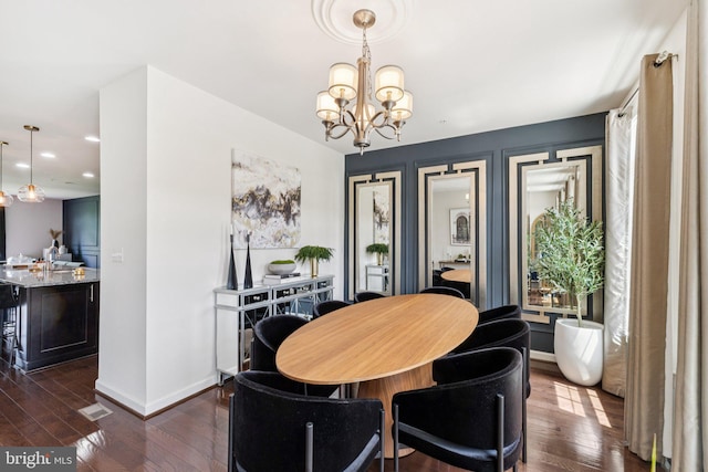 5445 Stream Bank Ln, Greenbelt, MD 20770 - dining space featuring dark wood-style floors, a chandelier, and recessed lighting