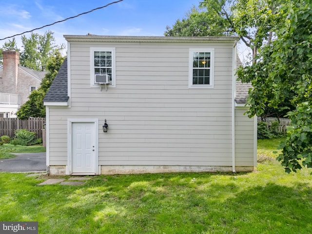 4 Haslet Way, Wilmington, DE 19807 - rear view of house featuring cooling unit and roof with shingles