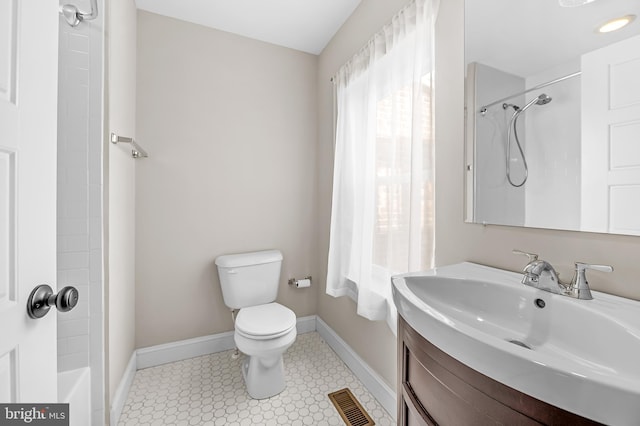 1717 Bank St, Baltimore, MD 21231 - full bath featuring toilet and vanity