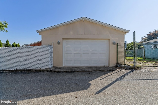313 W 5th Ave, Conshohocken, PA 19428 - detached garage with driveway