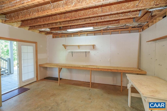 3525 Rocks Mill Ln, Charlottesville, VA 22903 - basement with a workshop area
