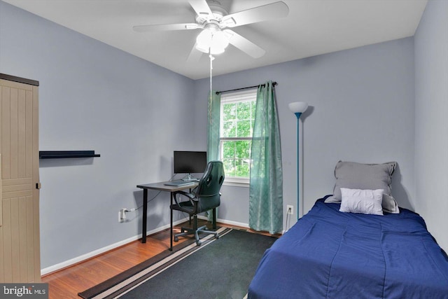 26 Millbank Ln, Voorhees, NJ 08043 - bedroom featuring wood finished floors, a desk, and a ceiling fan
