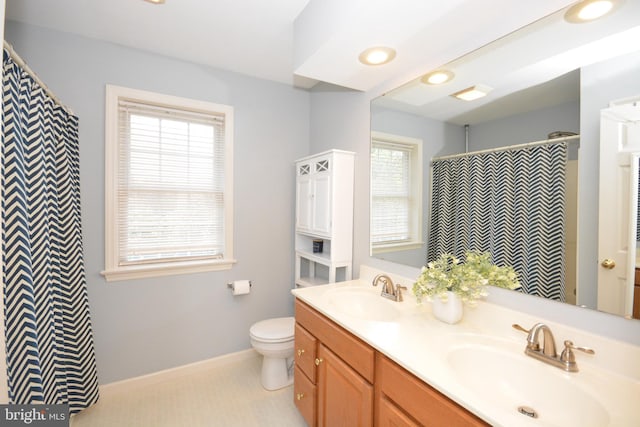 321 Coventry Ln, Lititz, PA 17543 - bathroom with double vanity and curtained shower