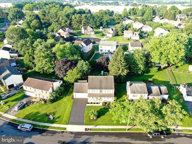 321 Coventry Ln, Lititz, PA 17543 - aerial perspective of suburban area