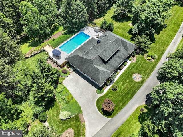 220 Longview Blvd, Gettysburg, PA 17325 - bird's eye view of a pool
