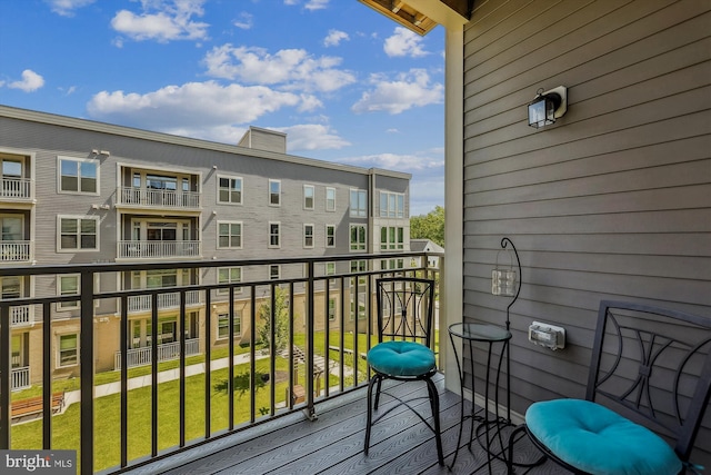 6107 Fairview Farm Dr Unit 306, Alexandria, VA 22315 - view of balcony