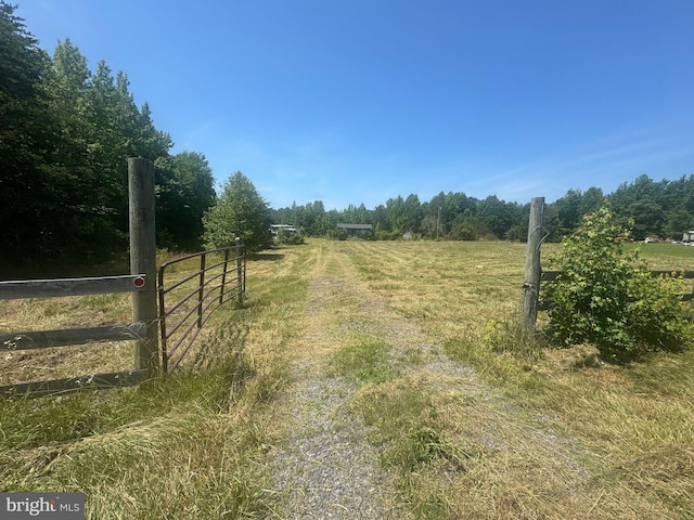 18295 Mountain Rd, Montpelier, VA 23192