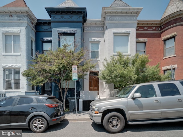 1842 N Capitol St NW, Washington, DC 20002 - multi unit property featuring brick siding