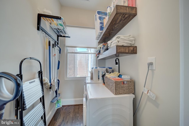 1842 N Capitol St NW, Washington, DC 20002 - laundry area featuring washer and dryer and dark wood-style floors