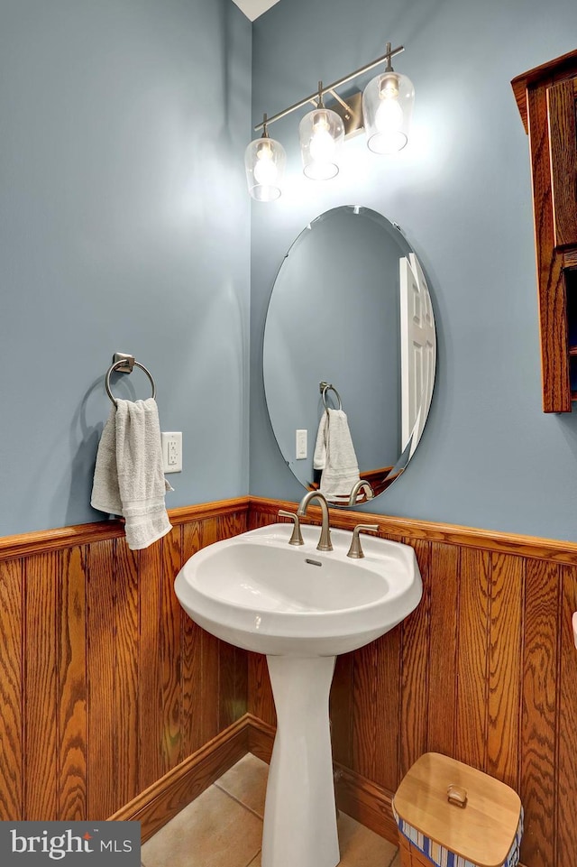 404 Herington Dr, Reading, PA 19608 - bathroom featuring tile patterned flooring and a wainscoted wall