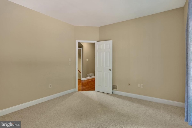 404 Herington Dr, Reading, PA 19608 - empty room featuring carpet floors and baseboards