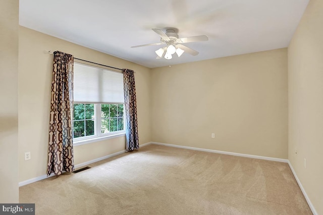 404 Herington Dr, Reading, PA 19608 - carpeted empty room with a ceiling fan and baseboards