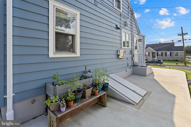 260 Irvington Pl, Hamilton, NJ 08610 - view of patio