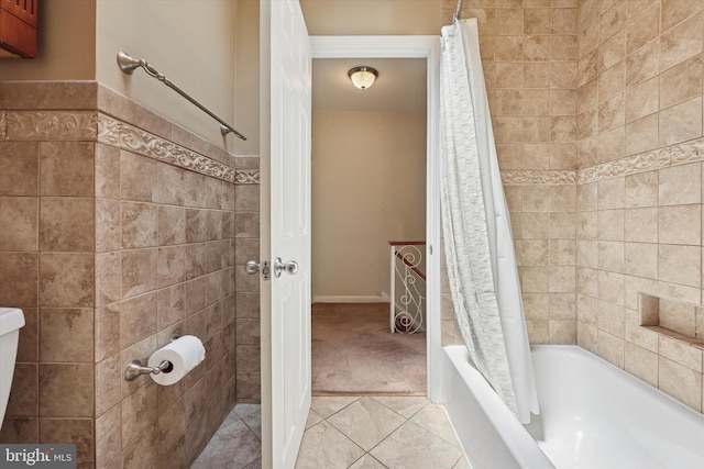 260 Rock St, Philadelphia, PA 19128 - bathroom with shower / bath combo and tile patterned flooring