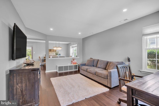 506 Masters Dr, Blackwood, NJ 08012 - living area featuring plenty of natural light, dark wood-style floors, and recessed lighting