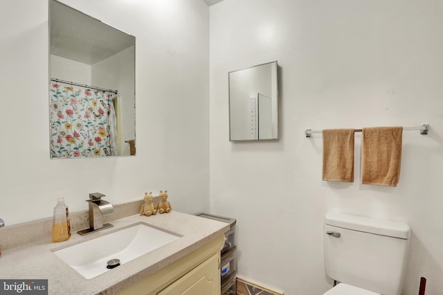 28 Wister Way, Reading, PA 19606 - full bath featuring toilet and vanity