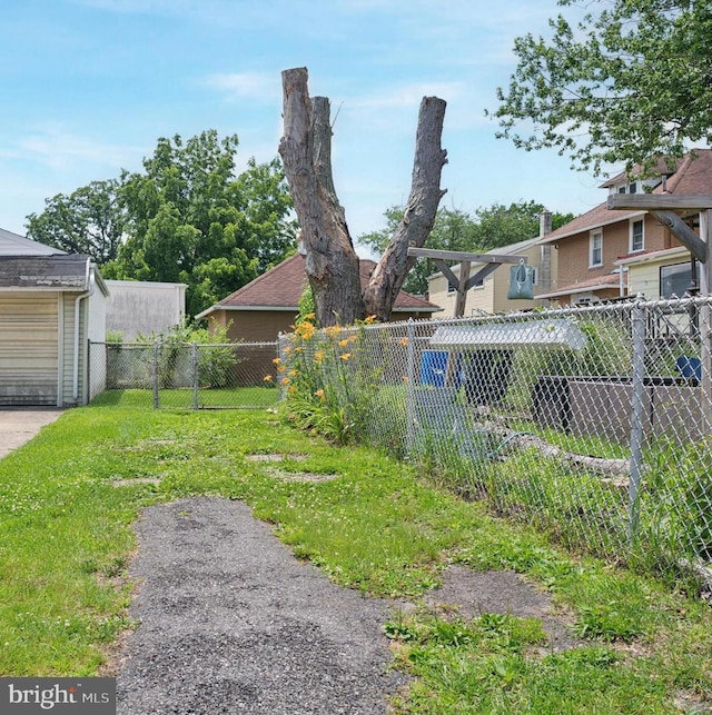 1102 Walnut, Collingdale, PA 19023 - view of yard