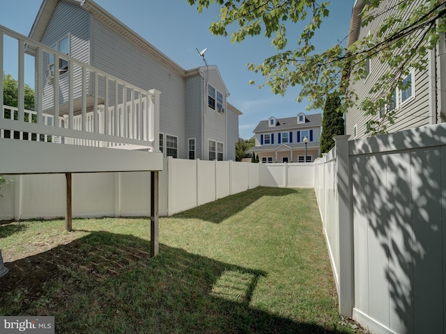 7317 Jubilee Cir, Elkridge, MD 21075 - fenced backyard featuring a wooden deck