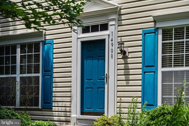 14908 Slippery Elm Ct, Woodbridge, VA 22193 - doorway to property