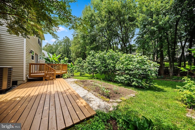 14908 Slippery Elm Ct, Woodbridge, VA 22193 - wooden terrace featuring a yard and view of wooded area