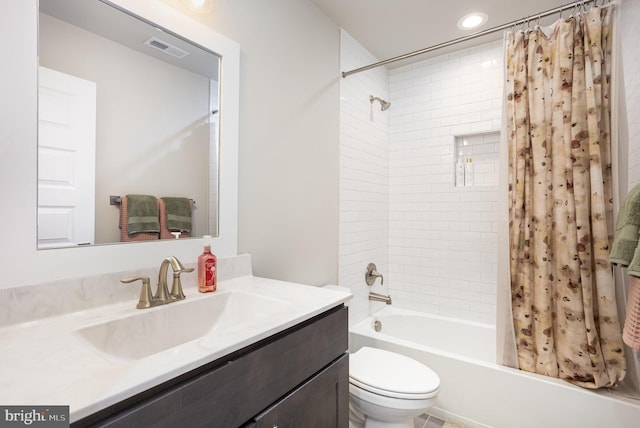 1311 Corbett Rd, Monkton, MD 21111 - full bath featuring vanity, shower / bathtub combination with curtain, and recessed lighting