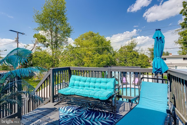 7723 Meath Rd, Baltimore, MD 21222 - view of deck