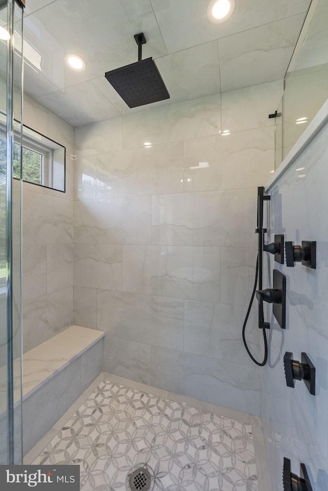 387 Gallup Rd, Princeton, NJ 08540 - full bathroom with tiled shower