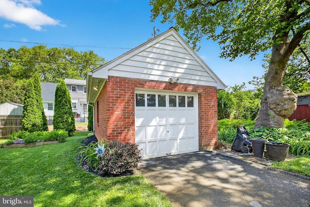 15 Overlook Ave, Lancaster, PA 17601 - detached garage with driveway