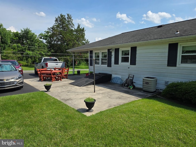 1220 Manatawny St, Pottstown, PA 19464 - view of patio / terrace