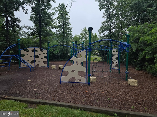 12141 Aster Rd, Bristow, VA 20136 - view of community playground